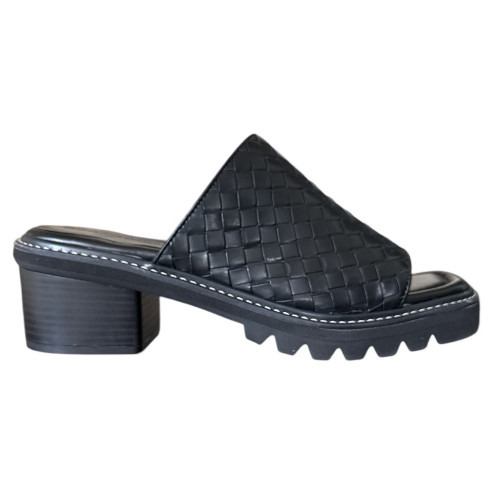 Chunky black woven leather mule lug sole 8 NEW NIB Bernardo Sindy - Picture 2 of 6